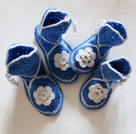 Mother and daughter home booties set