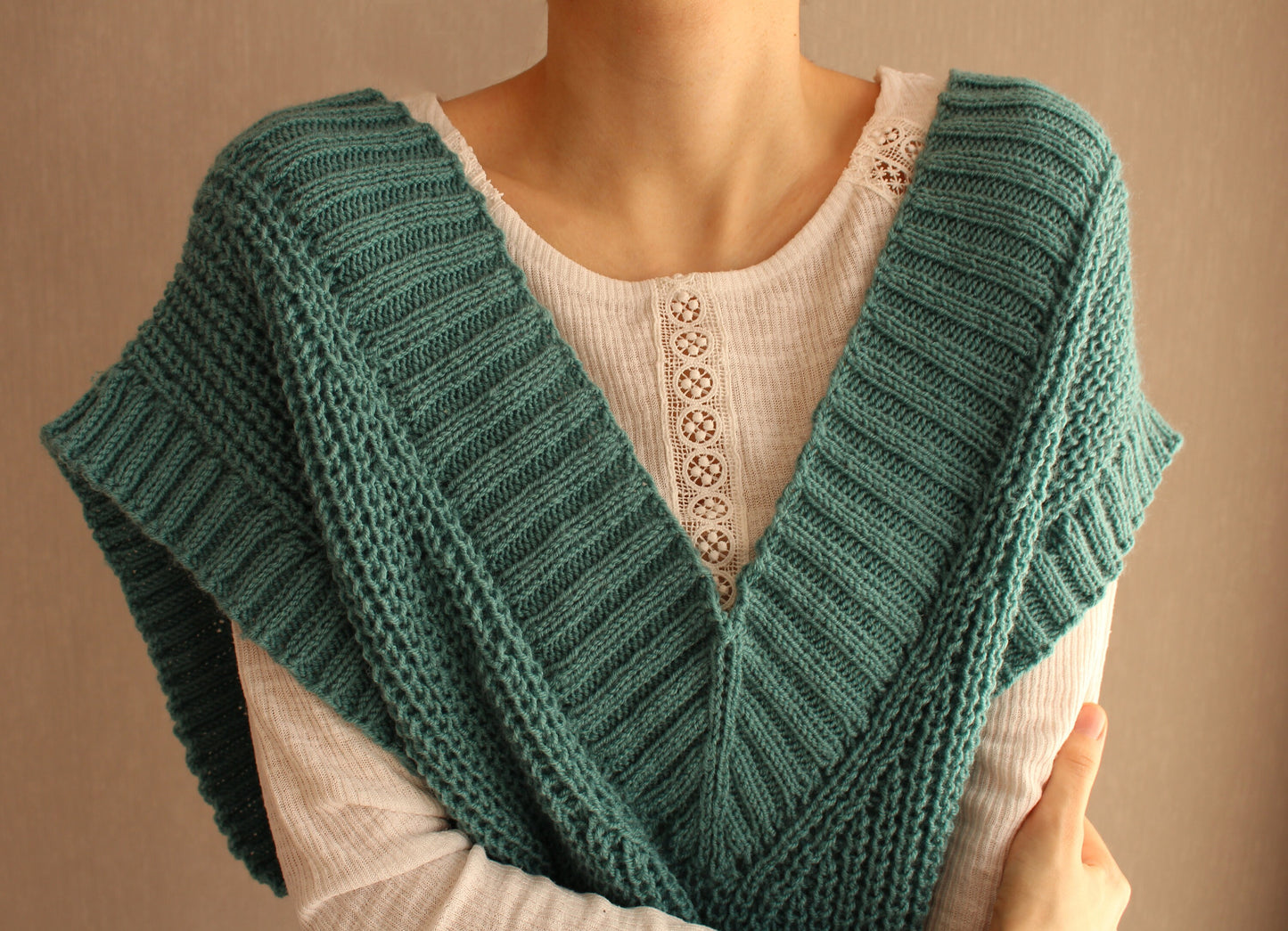 Oversized V-neck Knit Sweater Vest