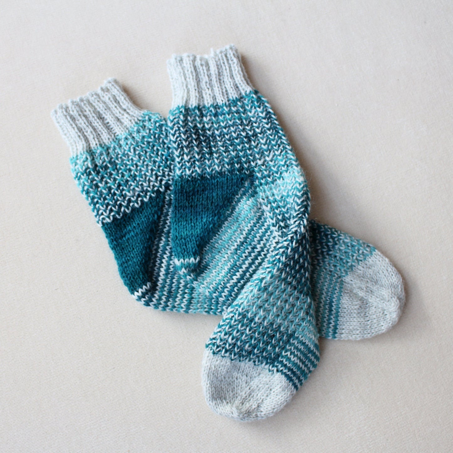 Arrowhead knitted textured socks, Thermal wool socks