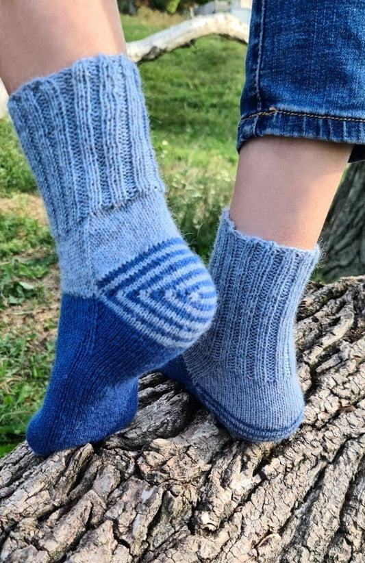 Alpaca wool winter socks with spiral heel