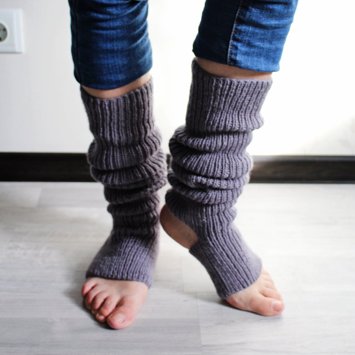 Ribbed classic leg warmers, Knee-high wool blend socks