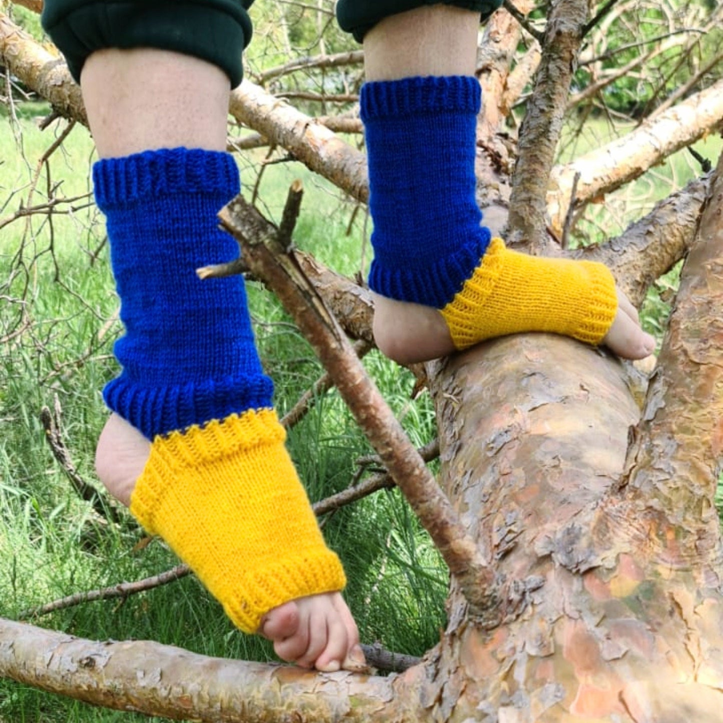 Blue and yellow hand-knitted no toe and no heel socks