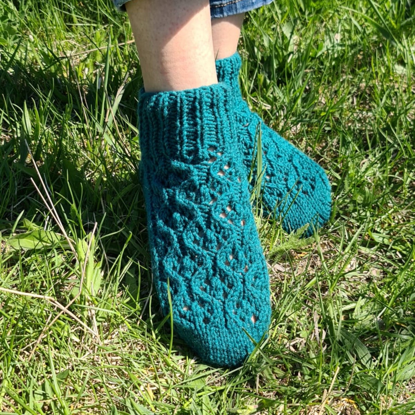 Teal green superwash socks