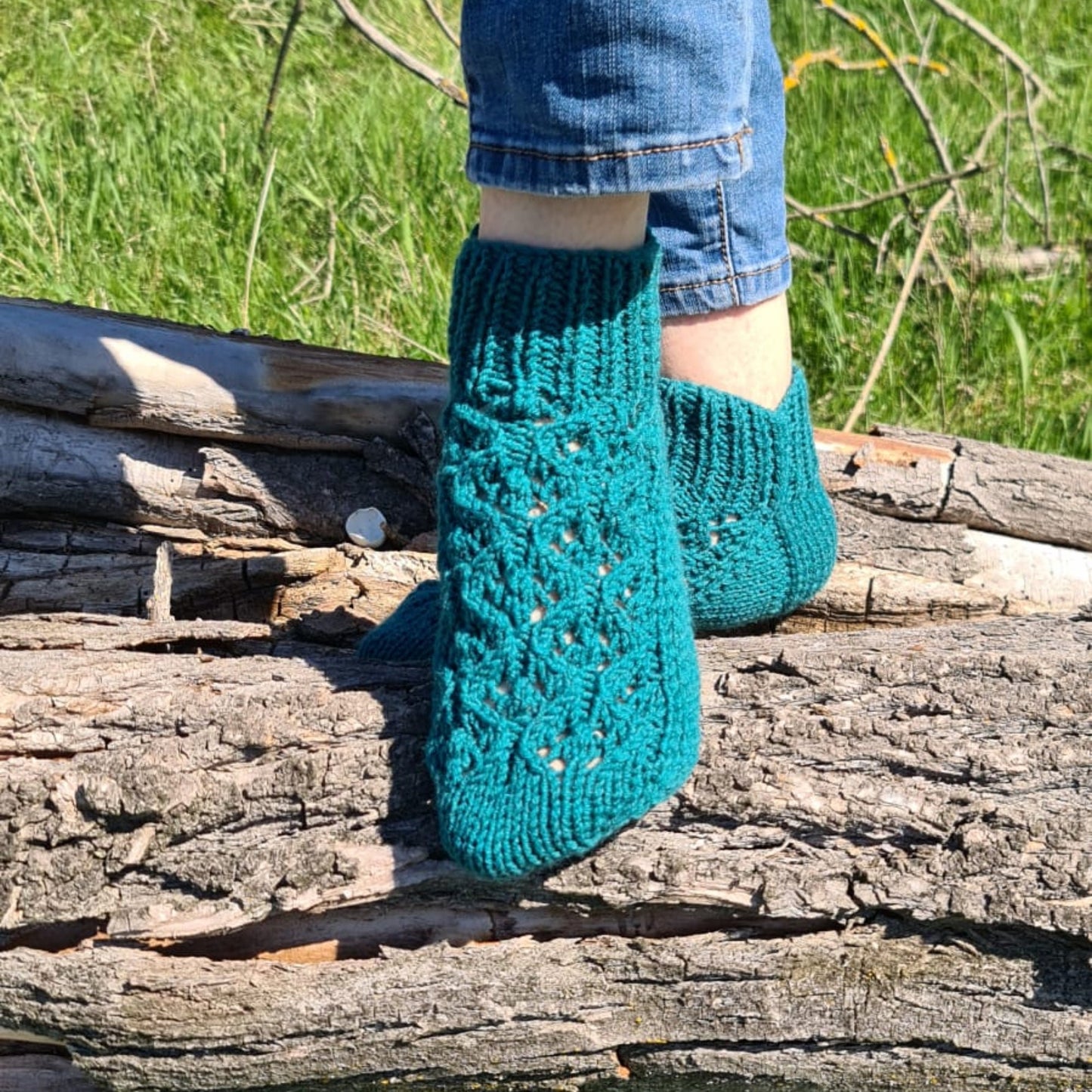 Teal green superwash socks