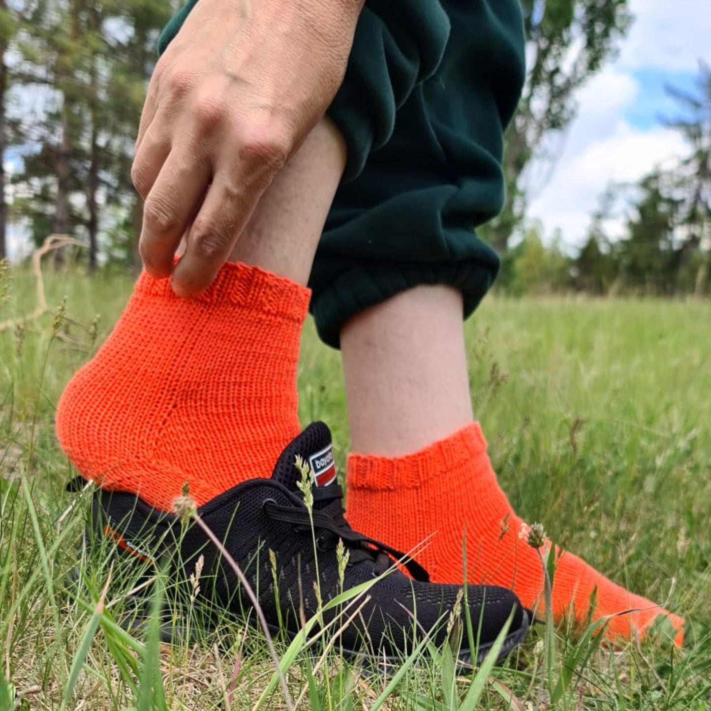 Colourful cotton socks, Moisture-wicking anklets